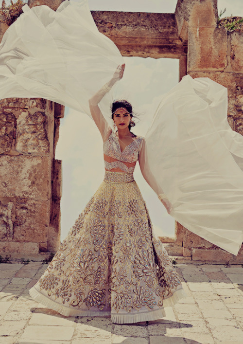 aashiqaanah:Sonam Kapoor for Harper’s Baazar Bride June...