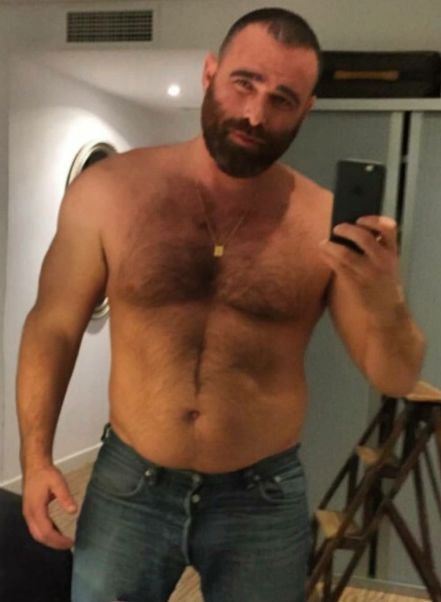 sexy chubby gay men