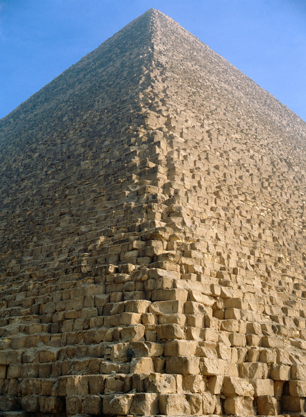 grandegyptianmuseum:Close up of the Great Pyramid of Giza