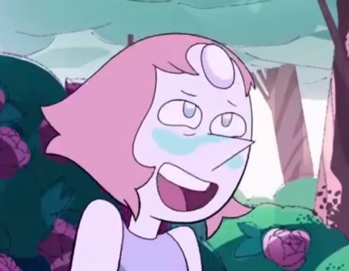 awkwardphotosofpearl:Very awkward. Very gay.