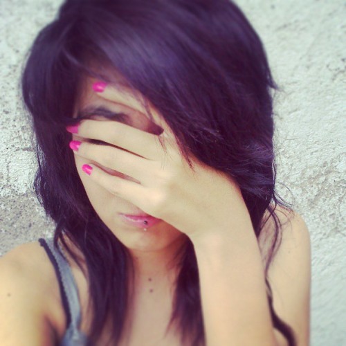 Pues no se un cambio no viene mal >w< #cabello #morado :3