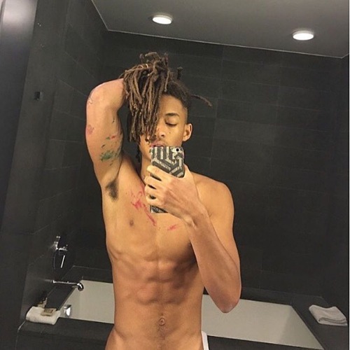 gottabefamous:Jaden Smith