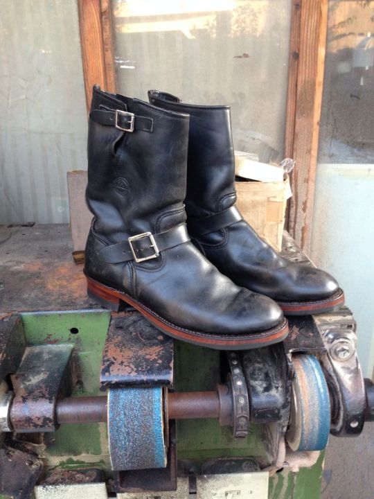 mens engineering boots