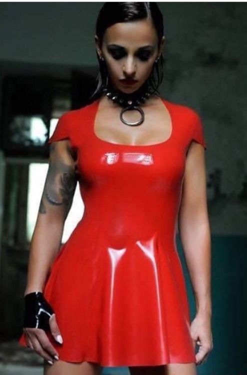 Latex Outfits that Are Hot