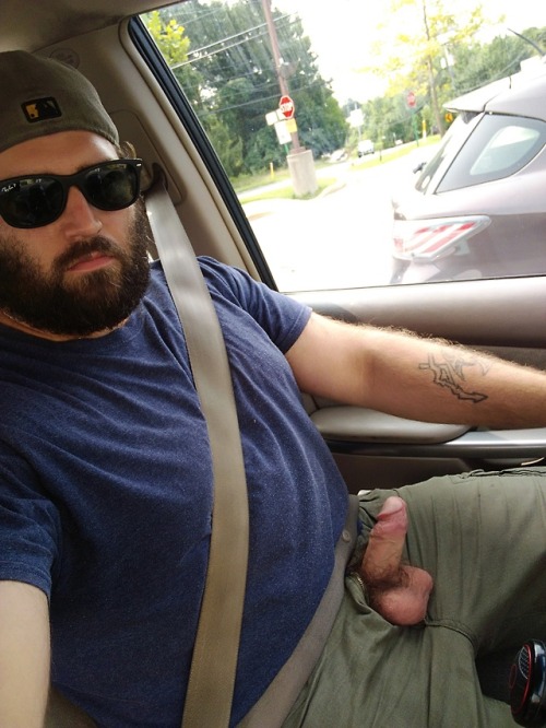 biguy776:Feelin Horny in the car (Biguy776 2018)