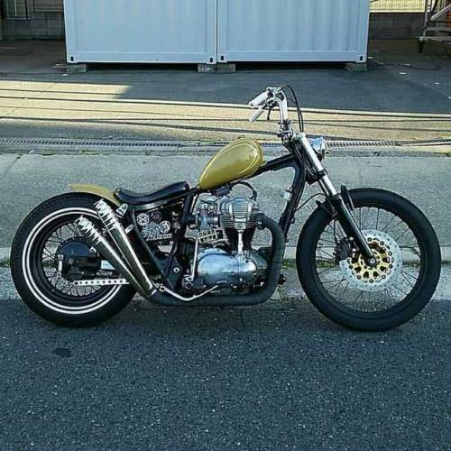 #Kawasaki #w650 #bratstyle #chopper...