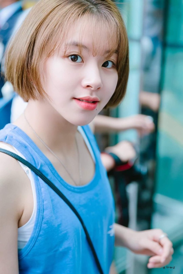 chaeyoung short hair | Tumblr