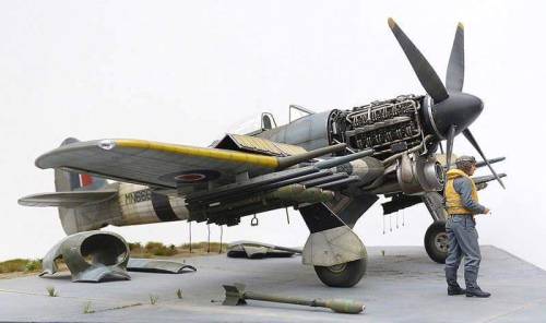 scalemodelsilike:Crazy 1/24 model build by modeler Mike...