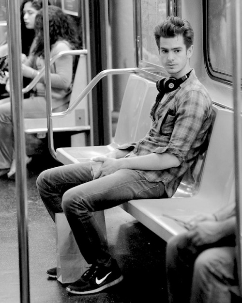 andrewgarfieldsource:Andrew Garfield is seen in the New York...