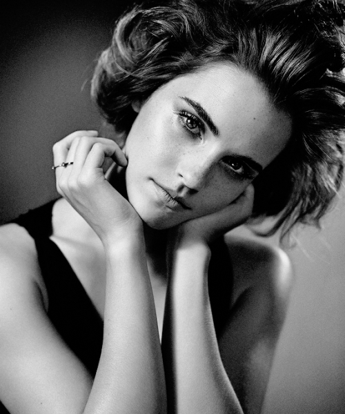 nwetss:photoshoot meme (insp) Emma Watson - British GQ...