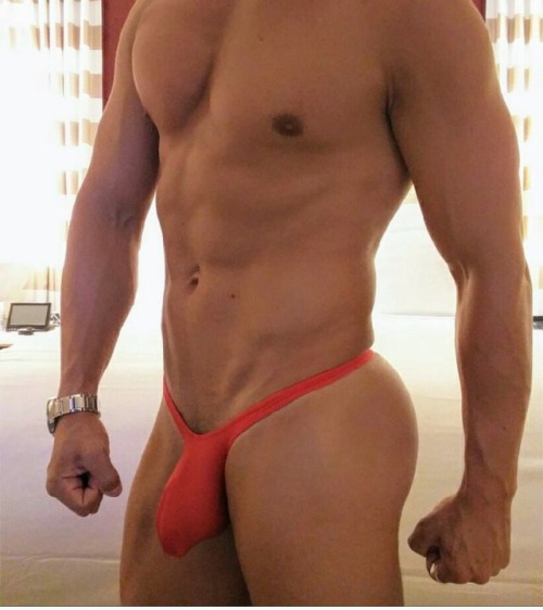 bulges, musclemen, lycra and c-thru....