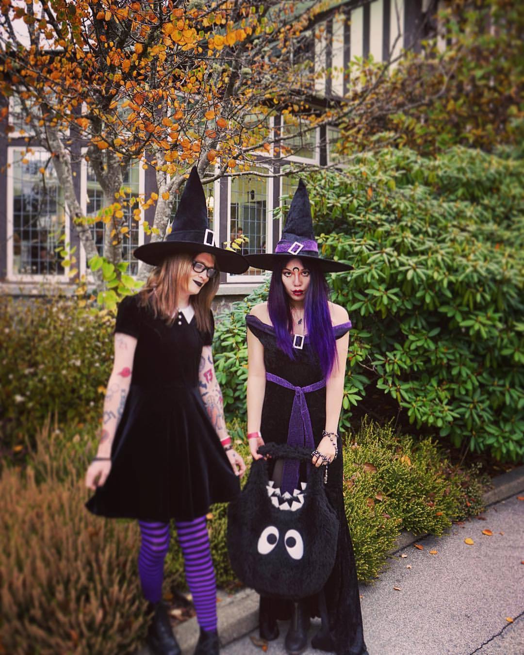 witches goths salem gothic parties