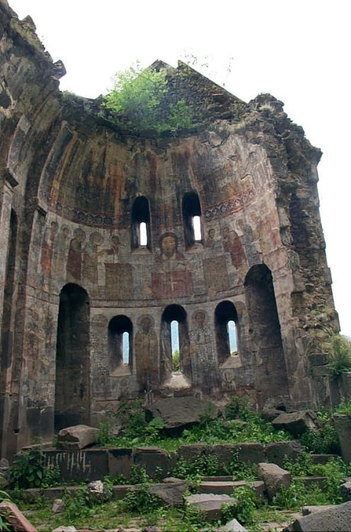 abandonedandurbex:Church of the Redeemer in the deserted...