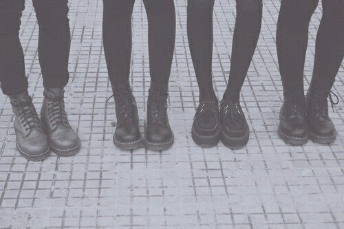 grunge black cute creepers dr martins shoes perfect wantit black and white people friends crew