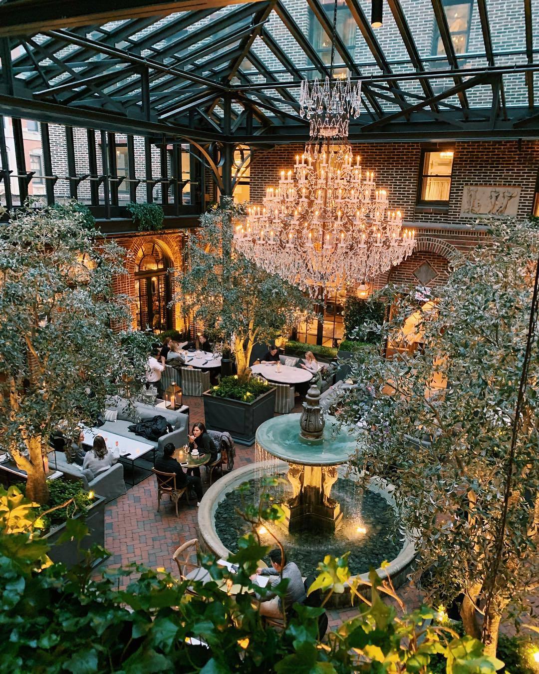 tkkatherineblog:
â€œ3 Arts Cafe at Restoration Hardware
Inst @jessmrgn98
â€