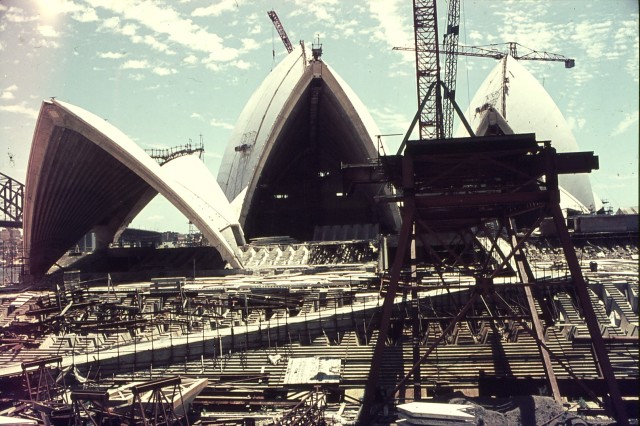 sydney opera house construction