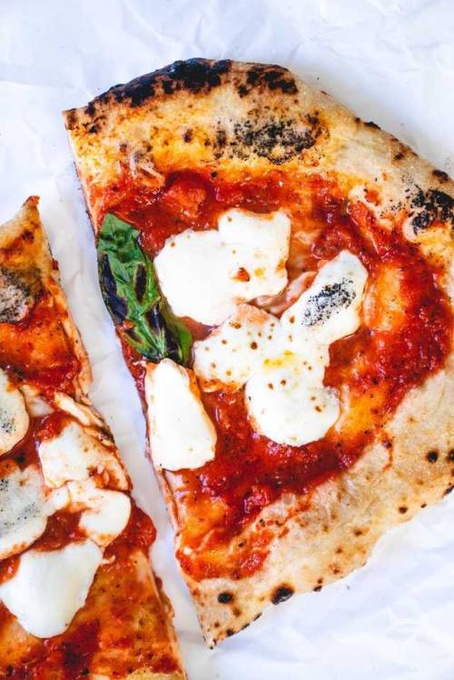 foodffs:Perfect Neapolitan Pizza RecipeFollow for recipesIs...