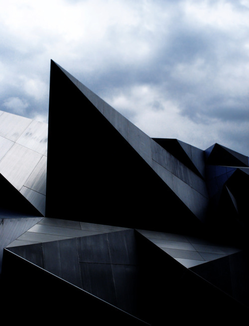 etherax:Architecture by Coop-Himmelb(l)auPhotography...