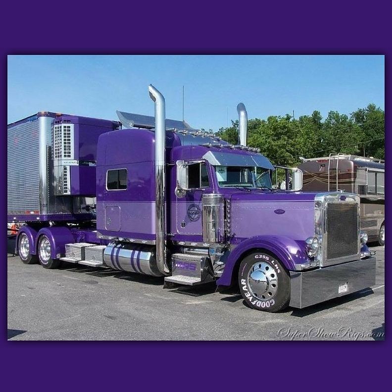 Semitrckn Peterbilt Custom With Matchin Reefer