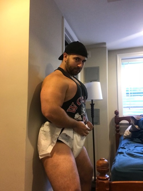 kinkpupslayer:Still filling those diapers!