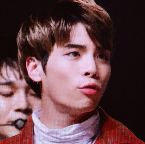 loveforjjong:he pout 