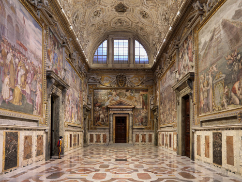 livesunique:The Sala Regia (Regal Room) Apostolic Palace,...