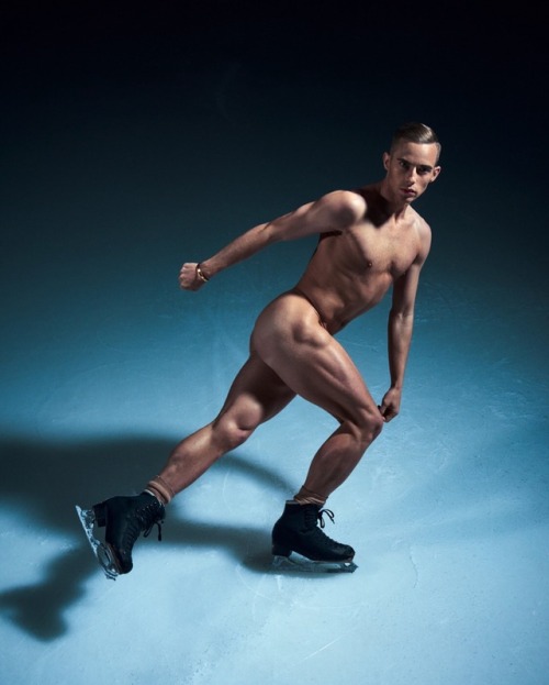 fanfarefolly:Adam Rippon and the body of a figure...