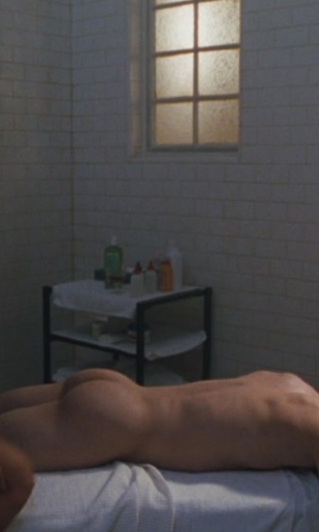 newnakedmalecelebs:New Mark Wahlberg nude scene