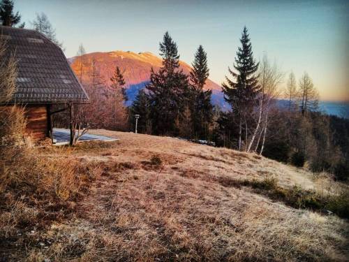 mountains hiking naturelover sunsetview wooden tranquility igslovenia liveauthentic perfectview sunset ignature igmountains vsco cabin