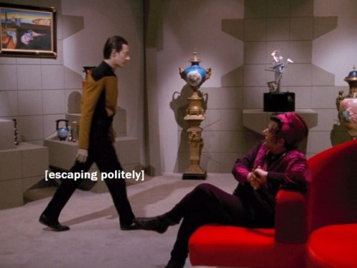 ace-aro-fandroid:He is so polite and preciousFrom Star Trek:...