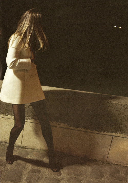 gisele inez & vinoodh paris burberry trench night vintage fashion runwaydoll