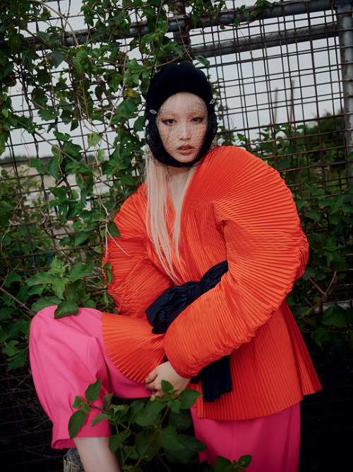 stylish-editorials:Fernanda Ly photographed by Georges Antoni...