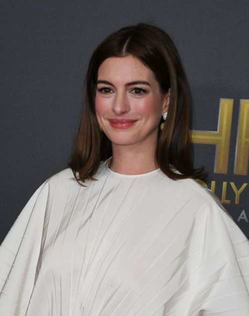 anne hathaway was awesome | Tumblr