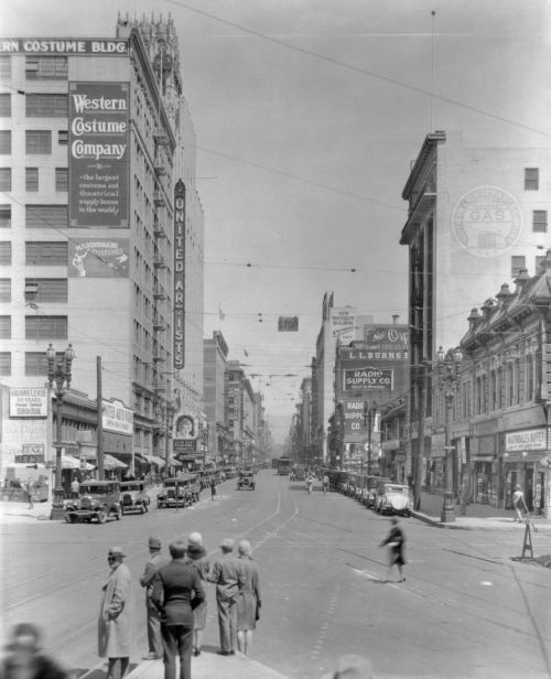 Broadway, Los Angeles, 1929 | Yesterday's Print