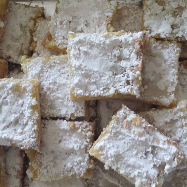 Lemon Squares. These are my absolute favorite... - THE REAL CAKE BAKER