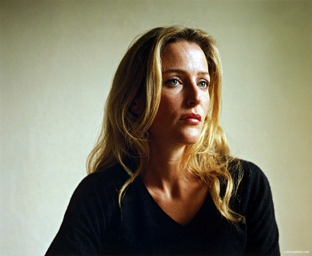 We Love Gillian Anderson