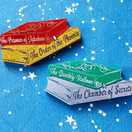 sosuperawesome:Harry Potter Acrylic PinsHello Crumpet on...