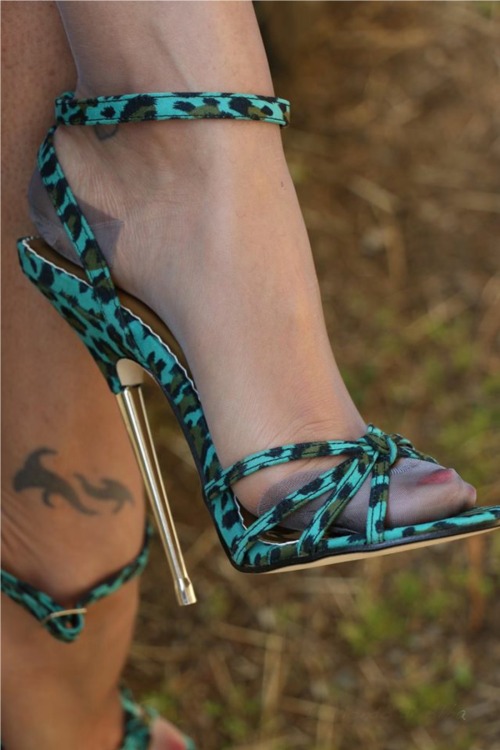 There is nothing more sexier than when a woman wears stilettos...