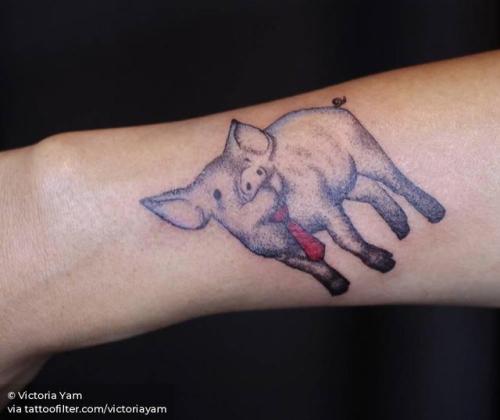 By Victoria Yam, done in Hong Kong. http://ttoo.co/p/29390 good luck;dotwork;animal;pig;facebook;forearm;twitter;victoriayam;medium size;other;illustrative