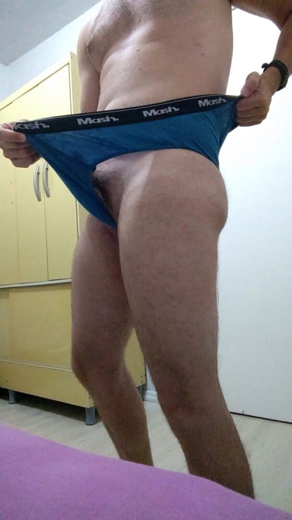 Howdy, wedgie boys! Our continuous Brazilian wedgie boy is...