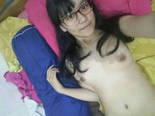 penjilatkelentit8:pemburugambar:sandevy:Nice girl..holy...