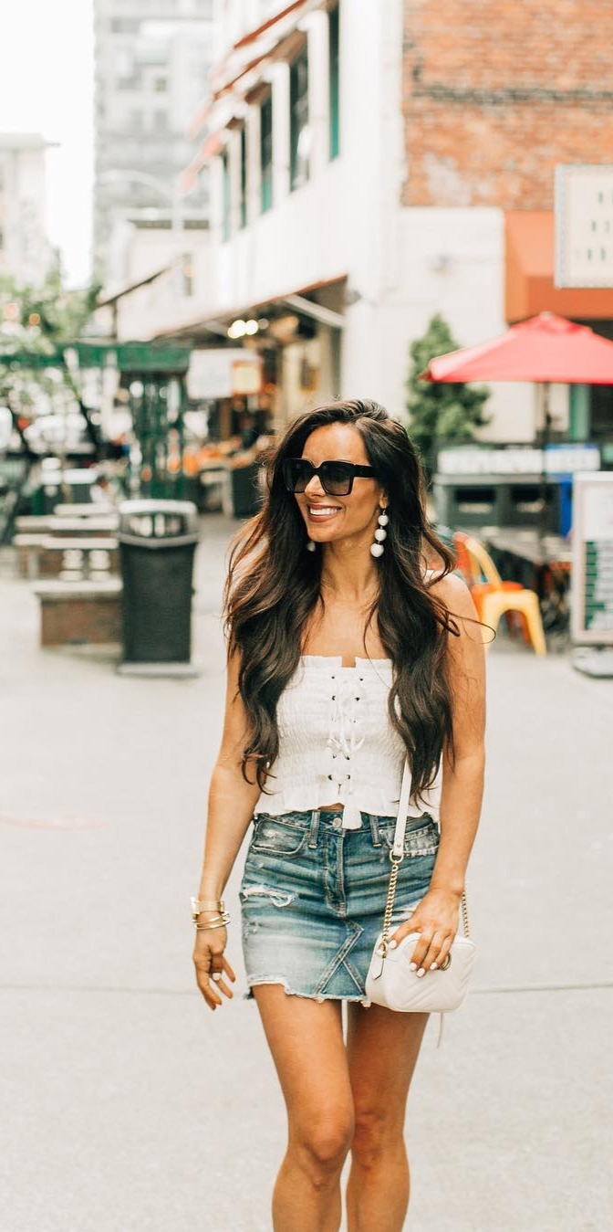 10+ Fashion Trends You'll be Wearing this Season - #Cute, #Pretty, #Photo, #Best, #Pic Happy Sunday guys! Ifinally back from Vegas from what seemed like an eternity, and good news, this top is on sale for $12 it comes in red and white too (I have both). As of right now, XS, M, and L are available, so HURRY! click the link in my bio or  on the  app to shop! 