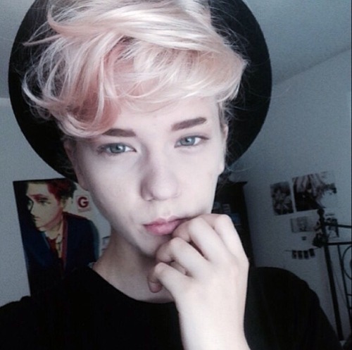 lindatheplanetkid:girls/boys/genderfluid