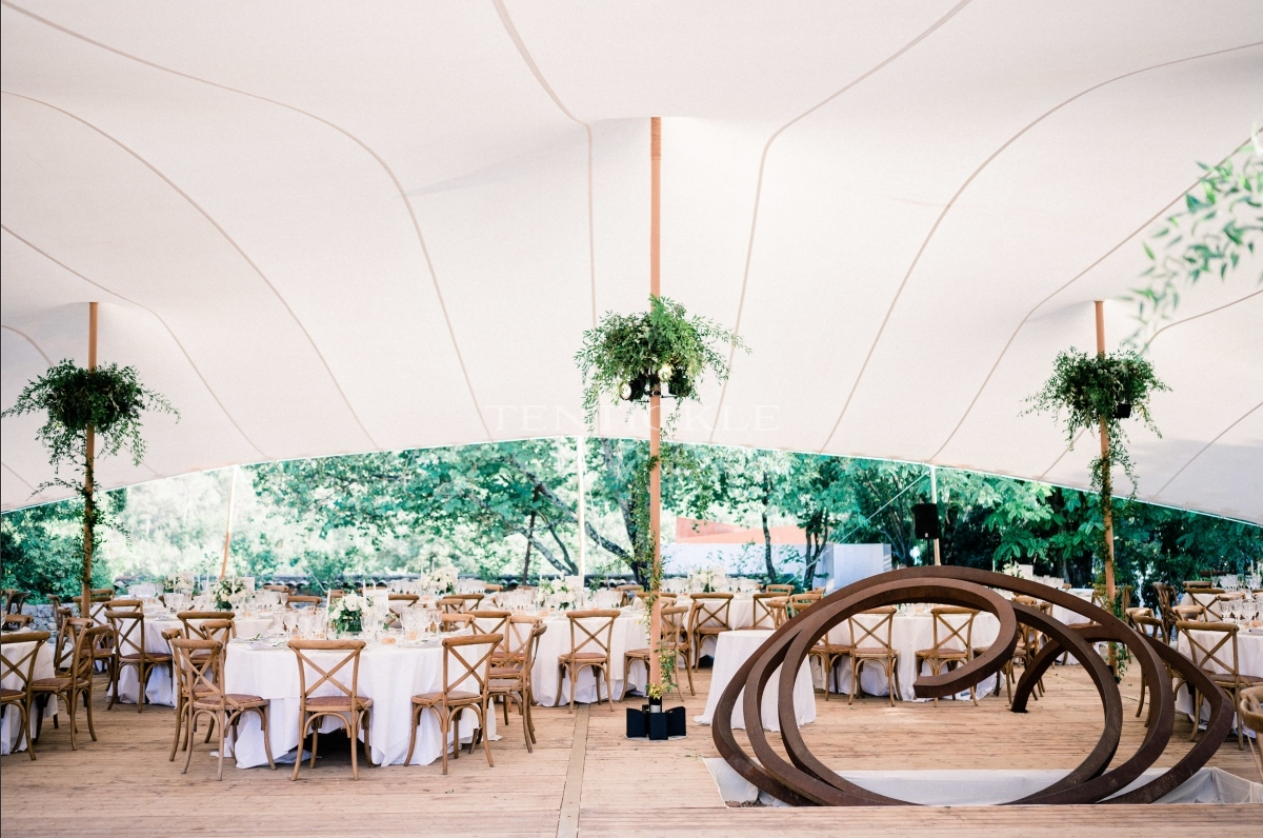 WHY YOU SHOULD HIRE A STRETCH TENT FOR YOUR SUFFOLK WEDDING1. It’s easier to budgetOne of the biggest benefits of hiring a stretch tent is that, unlike with hotel venues and country homes, you are not tied to using any particular suppliers, for food...