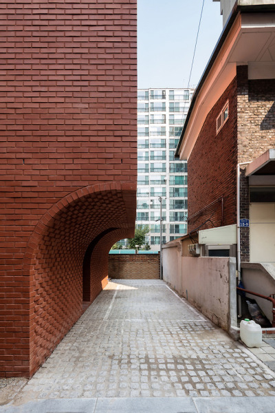 Five-Storey House / STPMJph: Bae Jihun