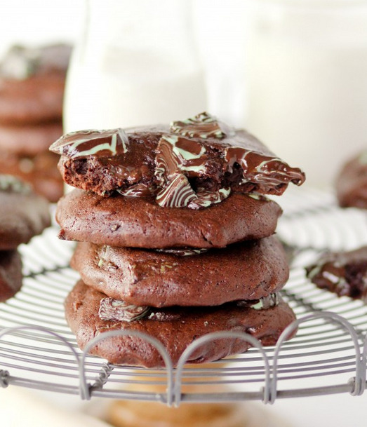 Mint Fudge Brownie Cookies