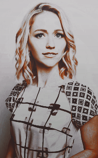 ivy-suppigraphic:Johanna Braddy 