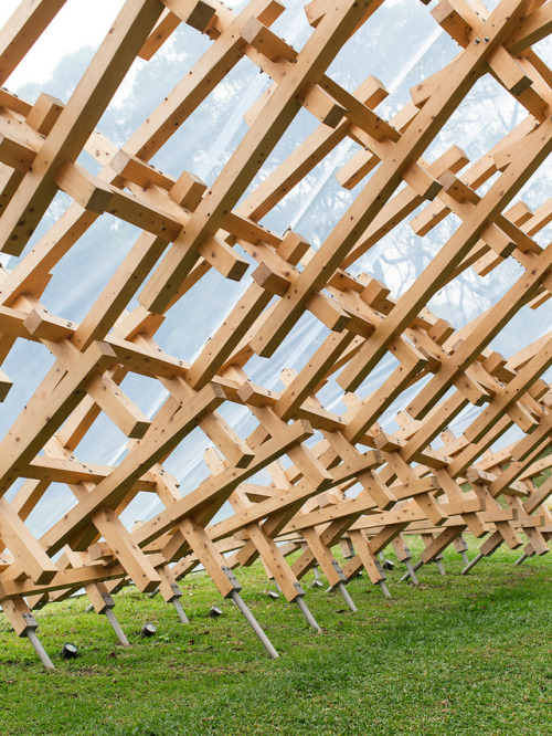 fabriciomora:Wind eaves Kengo Kuma | Ⓒ BENJAMIN HOSKING