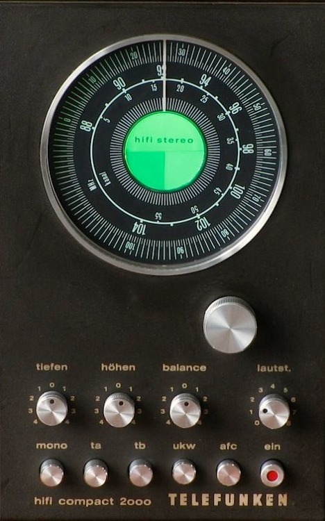 broadcastarchive-umd:Telefunken Hi-fi Compact 2000 vintage...