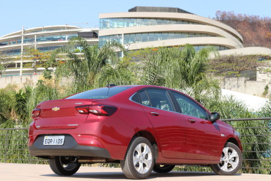 Chevrolet Onix Plus Premier foto Alexandre Carneiro